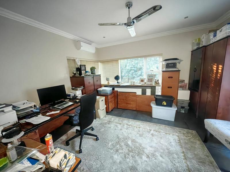 5 Bedroom Property for Sale in Waterkloof A H Gauteng