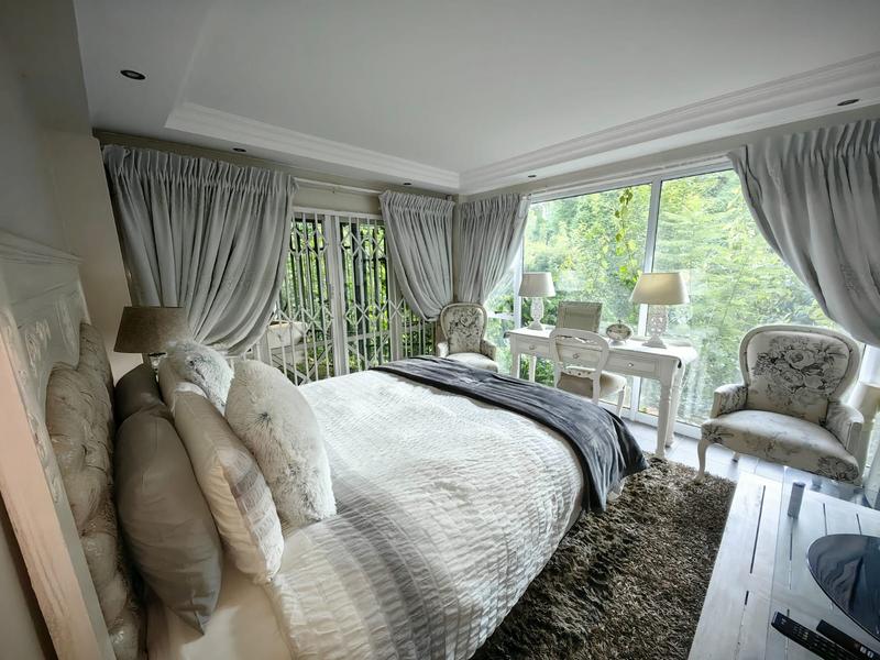 5 Bedroom Property for Sale in Waterkloof A H Gauteng