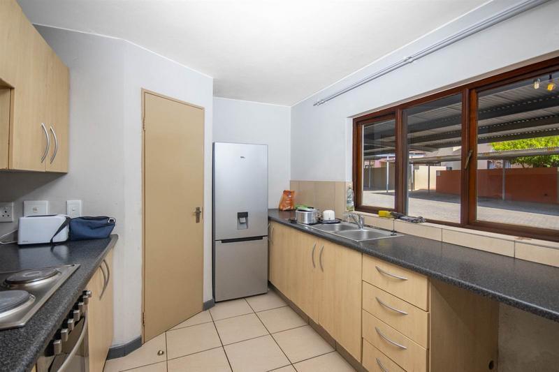 2 Bedroom Property for Sale in Vorna Valley Gauteng