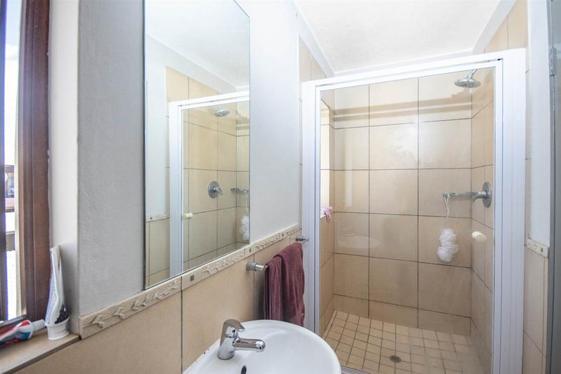 2 Bedroom Property for Sale in Vorna Valley Gauteng