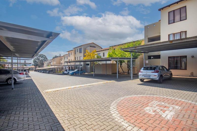 2 Bedroom Property for Sale in Vorna Valley Gauteng