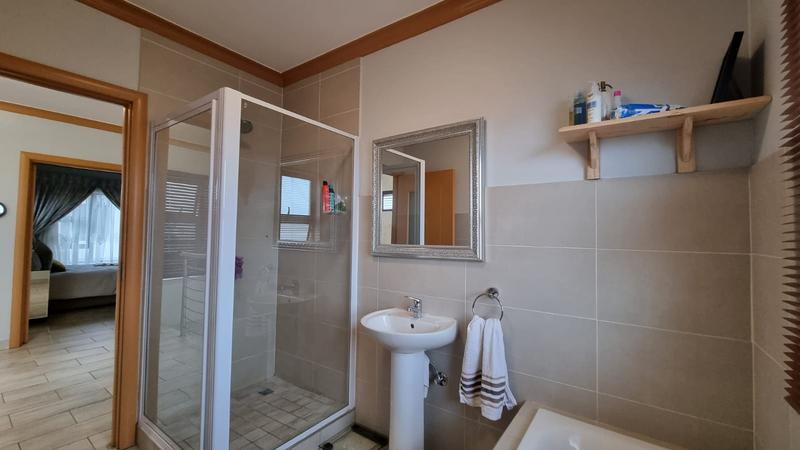3 Bedroom Property for Sale in Thatchfield Gauteng