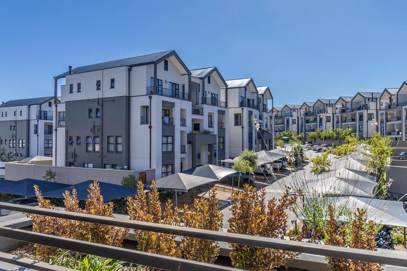 1 Bedroom Property for Sale in Waterfall Gauteng