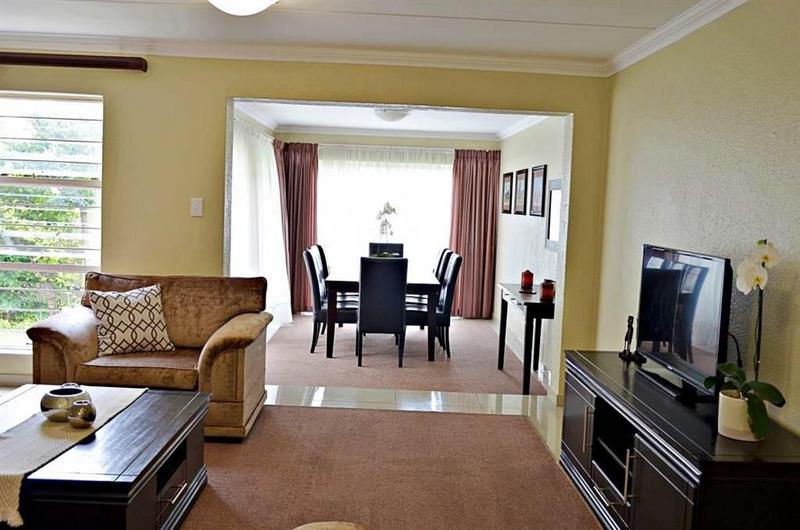 To Let 3 Bedroom Property for Rent in Morningside Gauteng