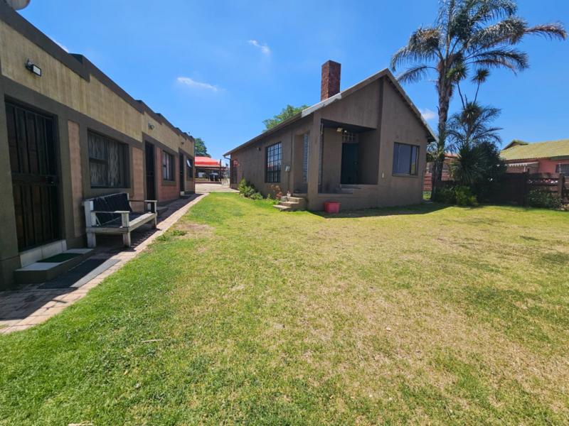 Commercial Property for Sale in Kempton Park Ext 5 Gauteng