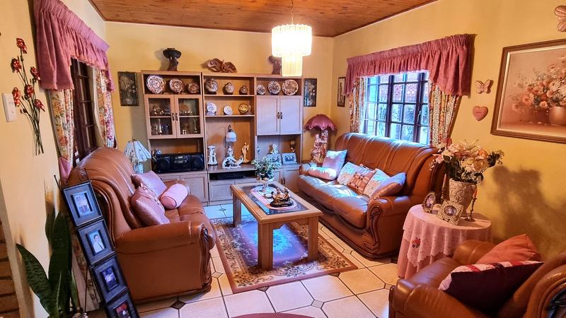 3 Bedroom Property for Sale in Lisdogan Park Gauteng