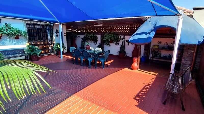 3 Bedroom Property for Sale in Lisdogan Park Gauteng