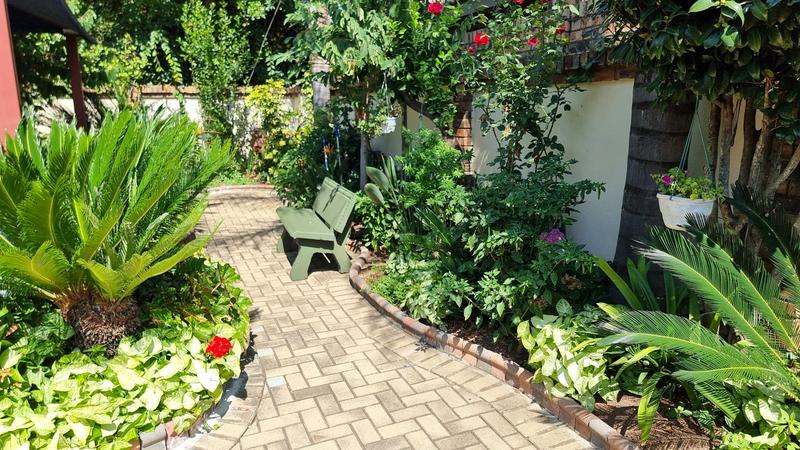 3 Bedroom Property for Sale in Lisdogan Park Gauteng