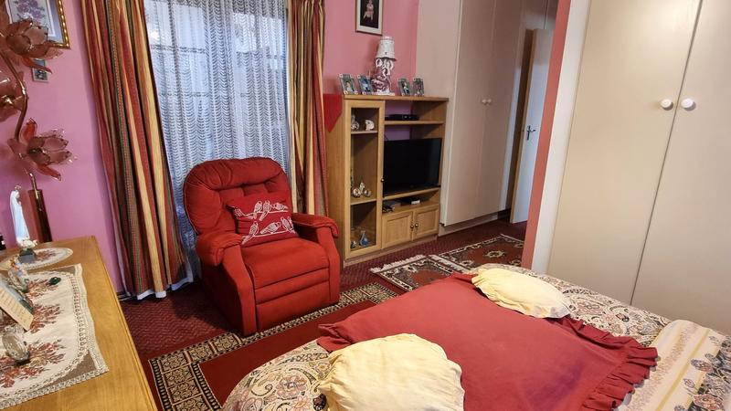 3 Bedroom Property for Sale in Lisdogan Park Gauteng