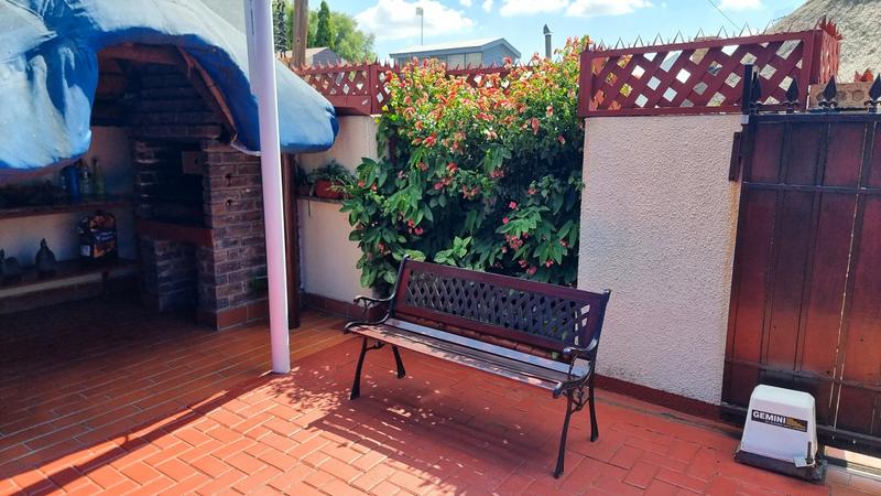 3 Bedroom Property for Sale in Lisdogan Park Gauteng