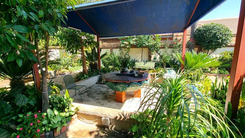 3 Bedroom Property for Sale in Lisdogan Park Gauteng