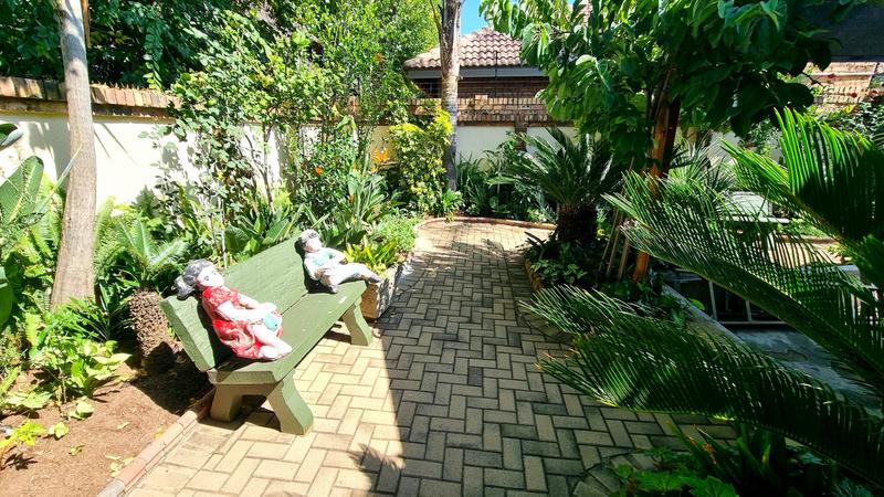 3 Bedroom Property for Sale in Lisdogan Park Gauteng