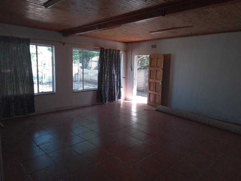 To Let 1 Bedroom Property for Rent in Primrose Gauteng