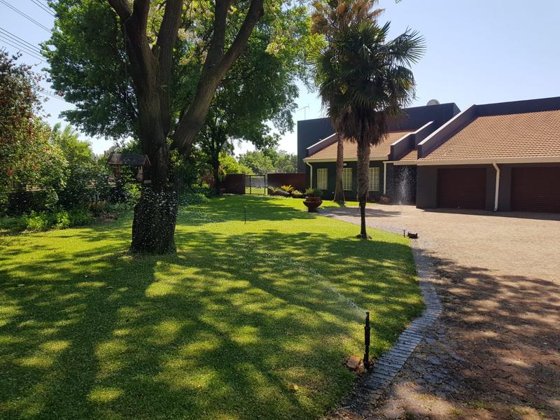 To Let 1 Bedroom Property for Rent in Three Rivers East Gauteng