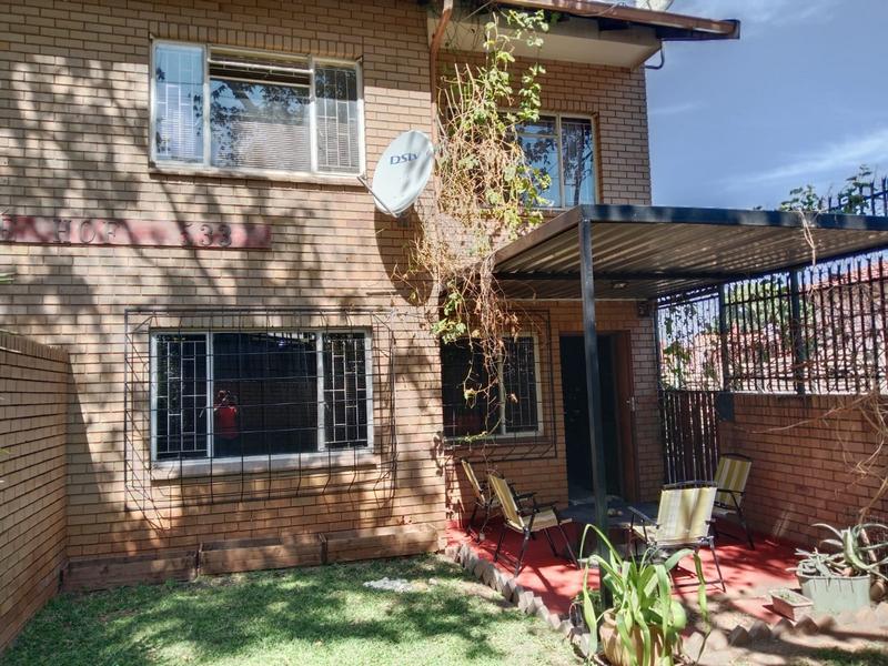 3 Bedroom Property for Sale in Mountain View Gauteng