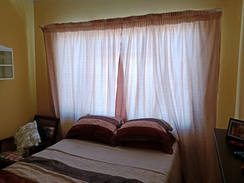 3 Bedroom Property for Sale in Mountain View Gauteng