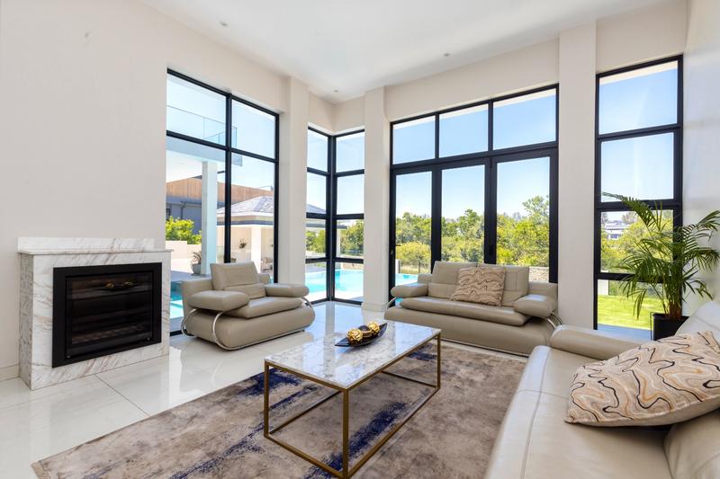 5 Bedroom Property for Sale in Waterfall Country Estate Gauteng