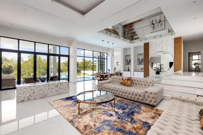 5 Bedroom Property for Sale in Waterfall Country Estate Gauteng