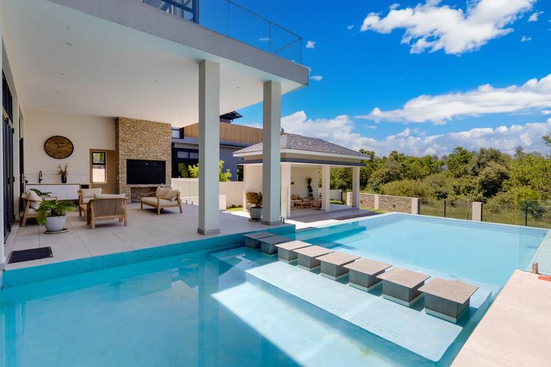 5 Bedroom Property for Sale in Waterfall Country Estate Gauteng