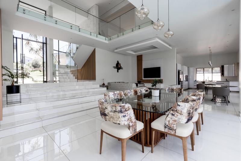 5 Bedroom Property for Sale in Waterfall Country Estate Gauteng