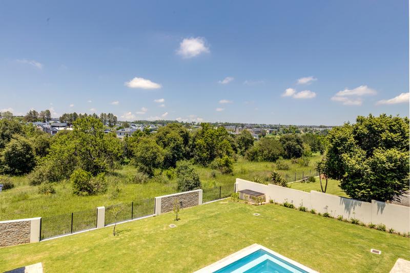 5 Bedroom Property for Sale in Waterfall Country Estate Gauteng