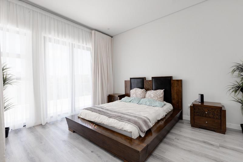 5 Bedroom Property for Sale in Waterfall Country Estate Gauteng