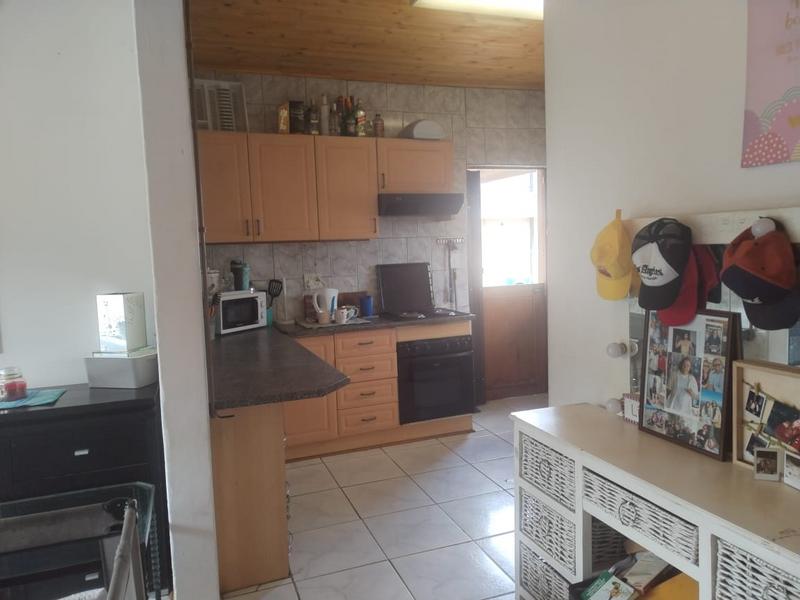 6 Bedroom Property for Sale in Parkrand Gauteng