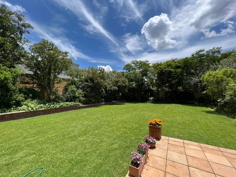 5 Bedroom Property for Sale in Bryanston Gauteng