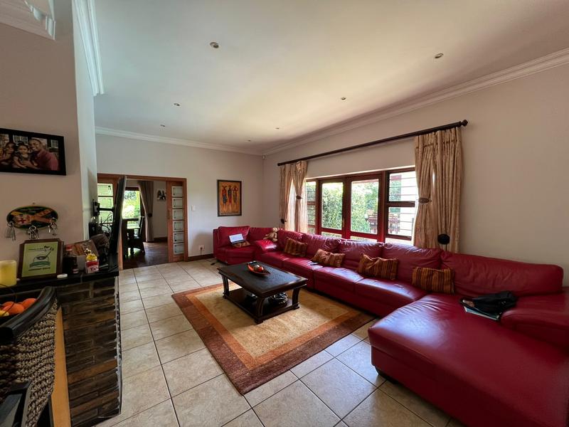 5 Bedroom Property for Sale in Bryanston Gauteng