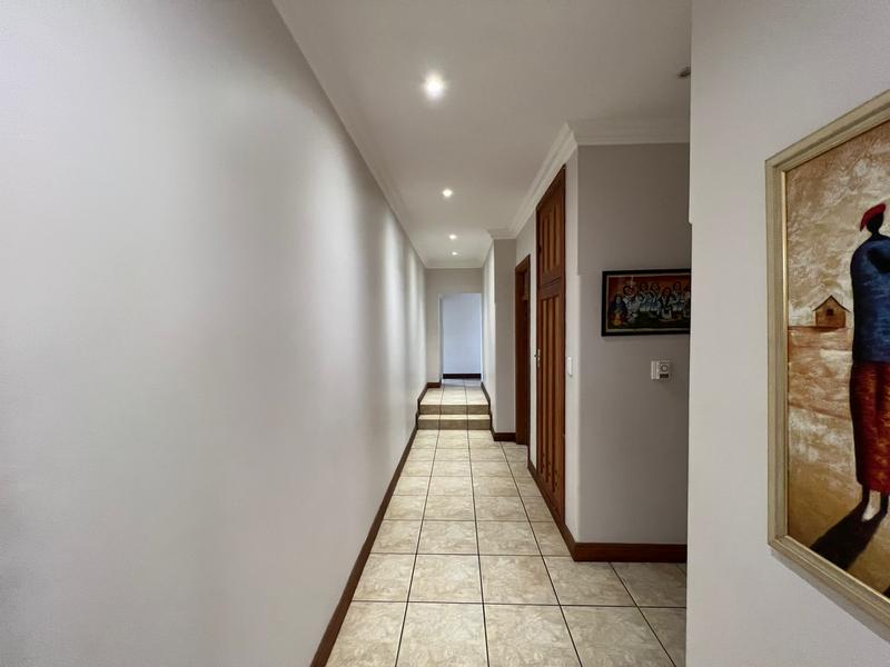 5 Bedroom Property for Sale in Bryanston Gauteng