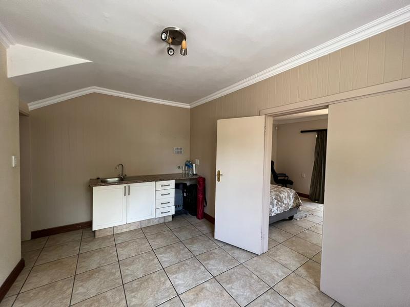 5 Bedroom Property for Sale in Bryanston Gauteng