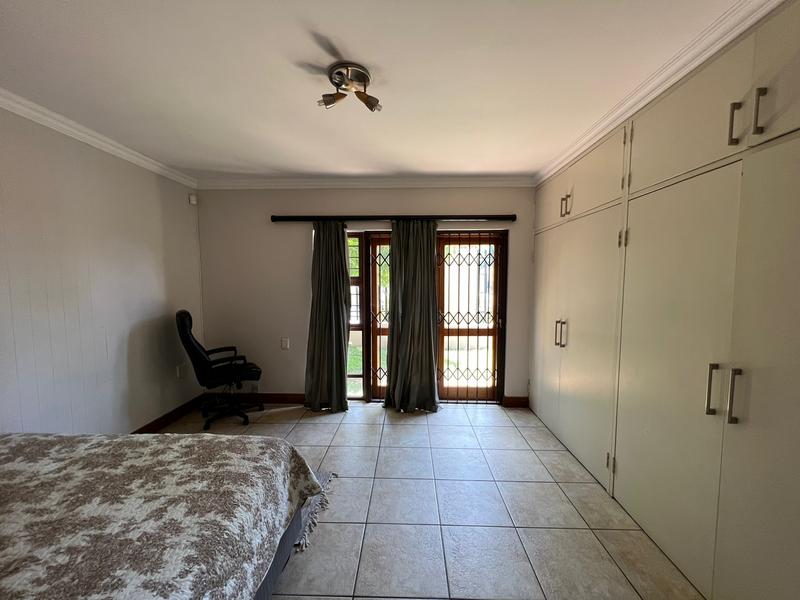 5 Bedroom Property for Sale in Bryanston Gauteng