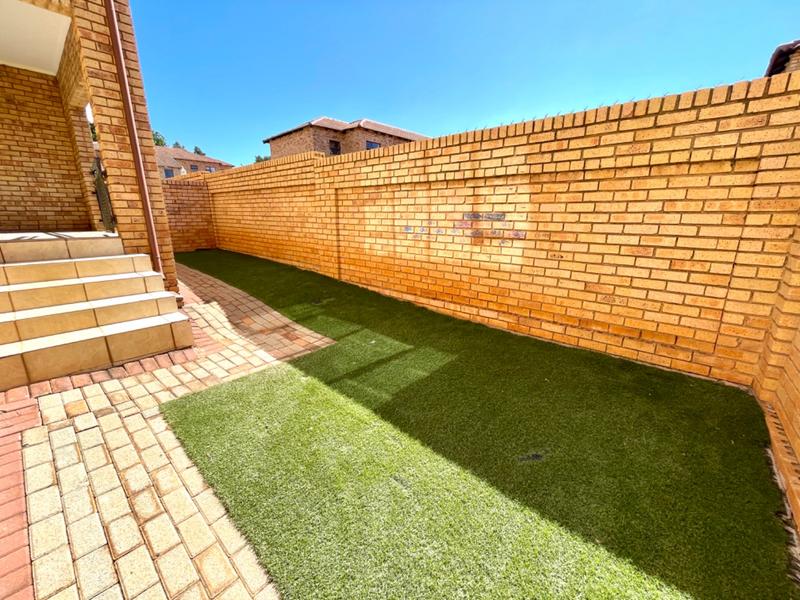 2 Bedroom Property for Sale in Chancliff Ridge Gauteng