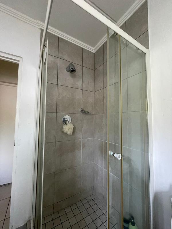 1 Bedroom Property for Sale in Beverley Gauteng