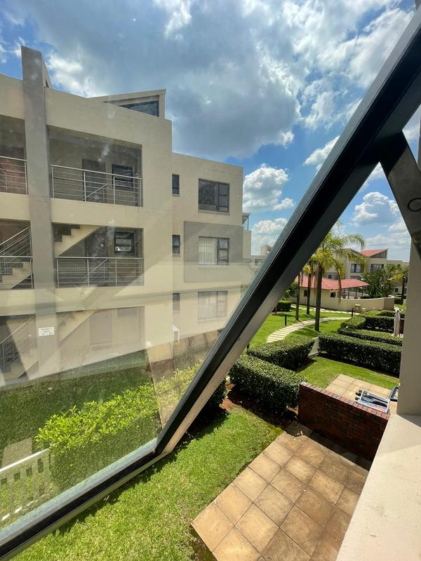 1 Bedroom Property for Sale in Beverley Gauteng