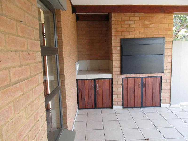 To Let 2 Bedroom Property for Rent in Retire at Midstream Gauteng