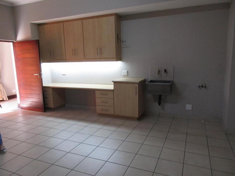 To Let 2 Bedroom Property for Rent in Retire at Midstream Gauteng