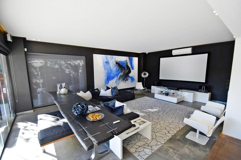 5 Bedroom Property for Sale in Morningside Gauteng