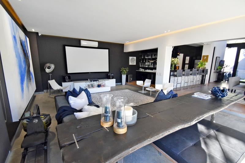 5 Bedroom Property for Sale in Morningside Gauteng