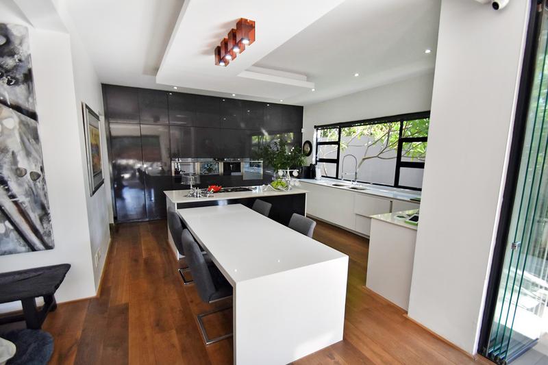 5 Bedroom Property for Sale in Morningside Gauteng
