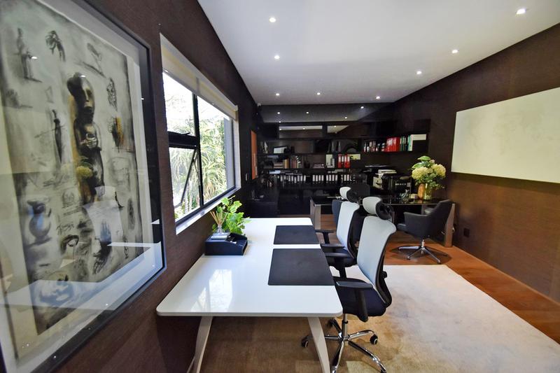 5 Bedroom Property for Sale in Morningside Gauteng