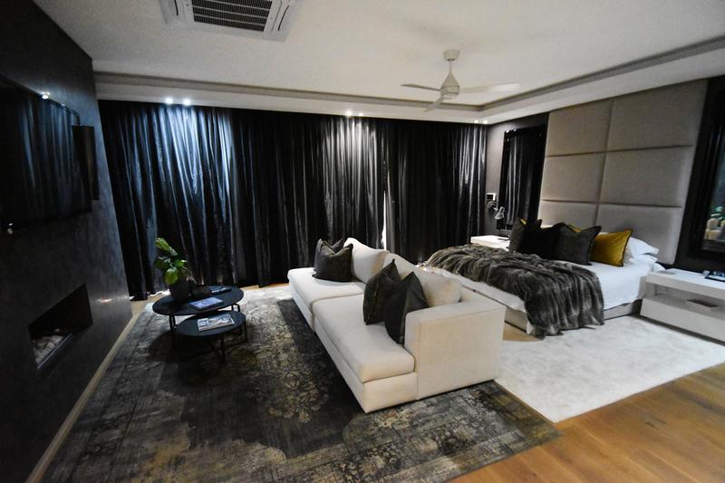 5 Bedroom Property for Sale in Morningside Gauteng
