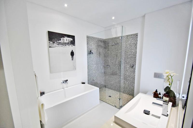 5 Bedroom Property for Sale in Morningside Gauteng