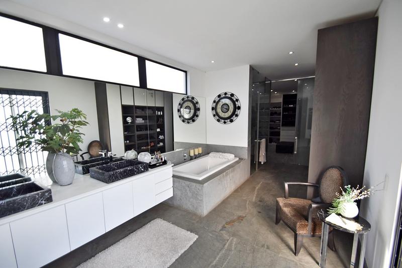 5 Bedroom Property for Sale in Morningside Gauteng