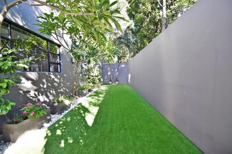 5 Bedroom Property for Sale in Morningside Gauteng