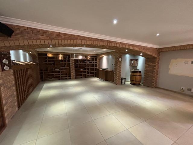 6 Bedroom Property for Sale in Blue Saddle Ranches Gauteng