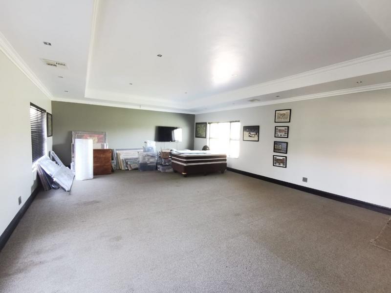 6 Bedroom Property for Sale in Blue Saddle Ranches Gauteng