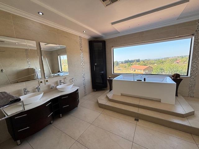6 Bedroom Property for Sale in Blue Saddle Ranches Gauteng