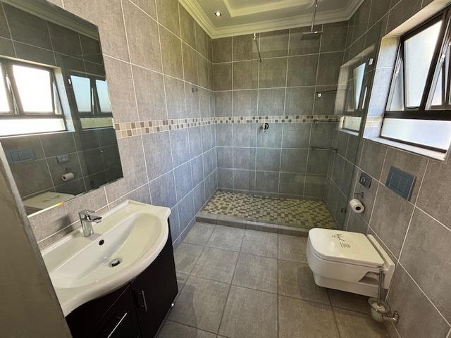 6 Bedroom Property for Sale in Blue Saddle Ranches Gauteng