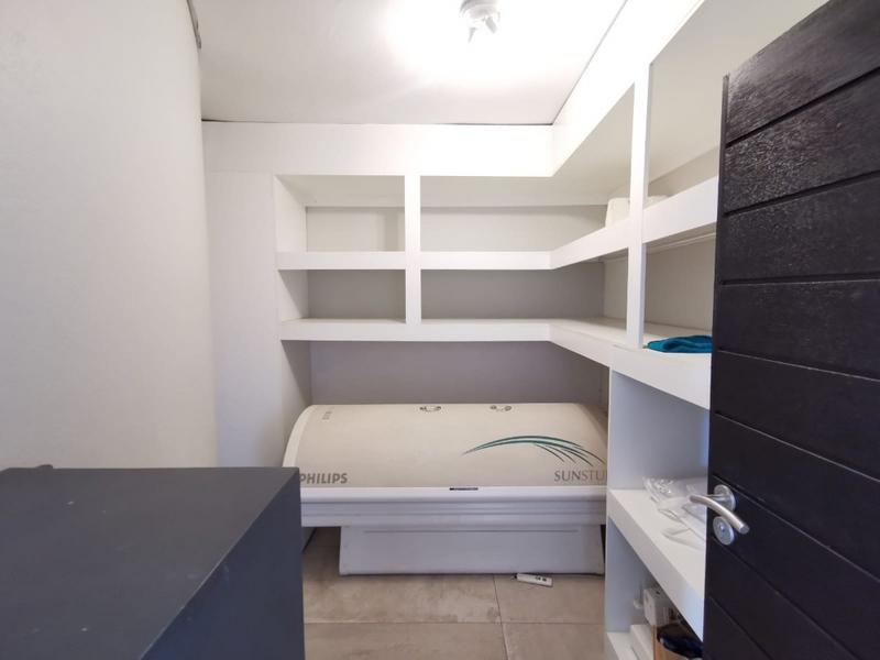 6 Bedroom Property for Sale in Blue Saddle Ranches Gauteng